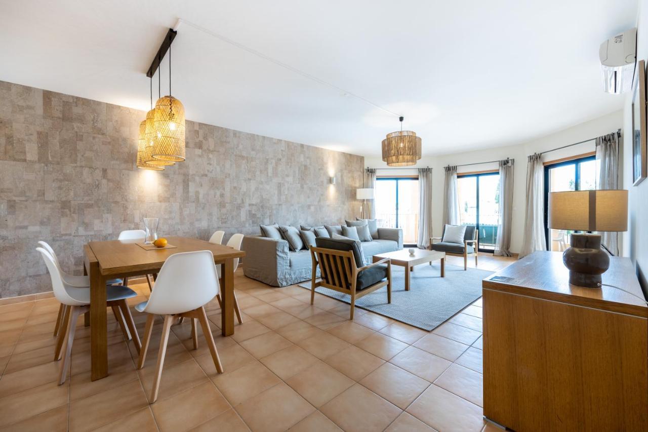 Aum Praia Da Luz Resort Apartment Bagian luar foto