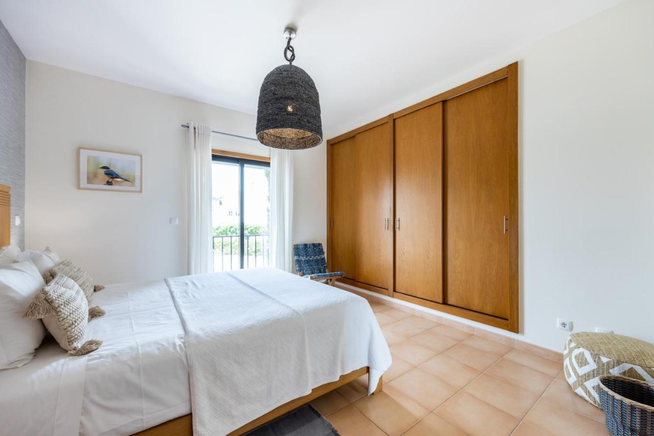 Aum Praia Da Luz Resort Apartment Bagian luar foto