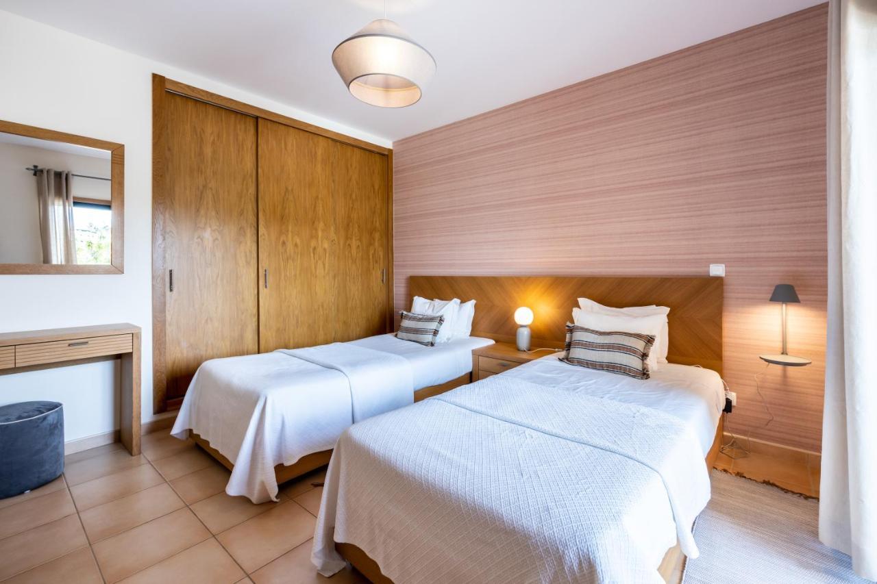Aum Praia Da Luz Resort Apartment Bagian luar foto