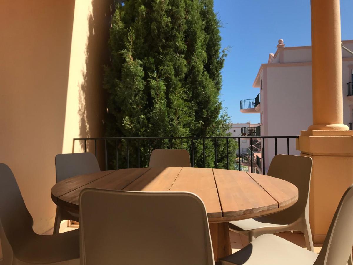 Aum Praia Da Luz Resort Apartment Bagian luar foto